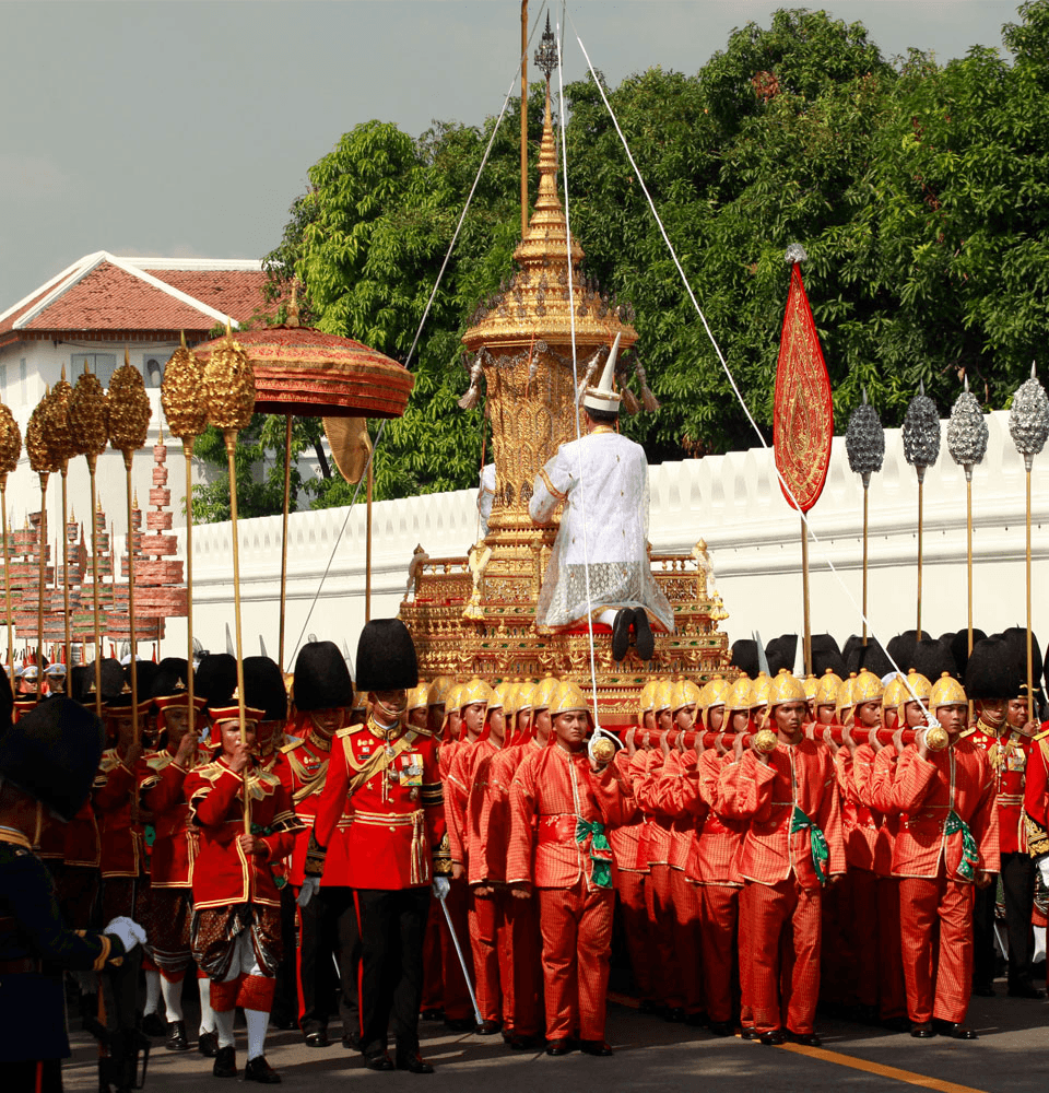The first procession: Phra Yannamas Sam Lam Khan